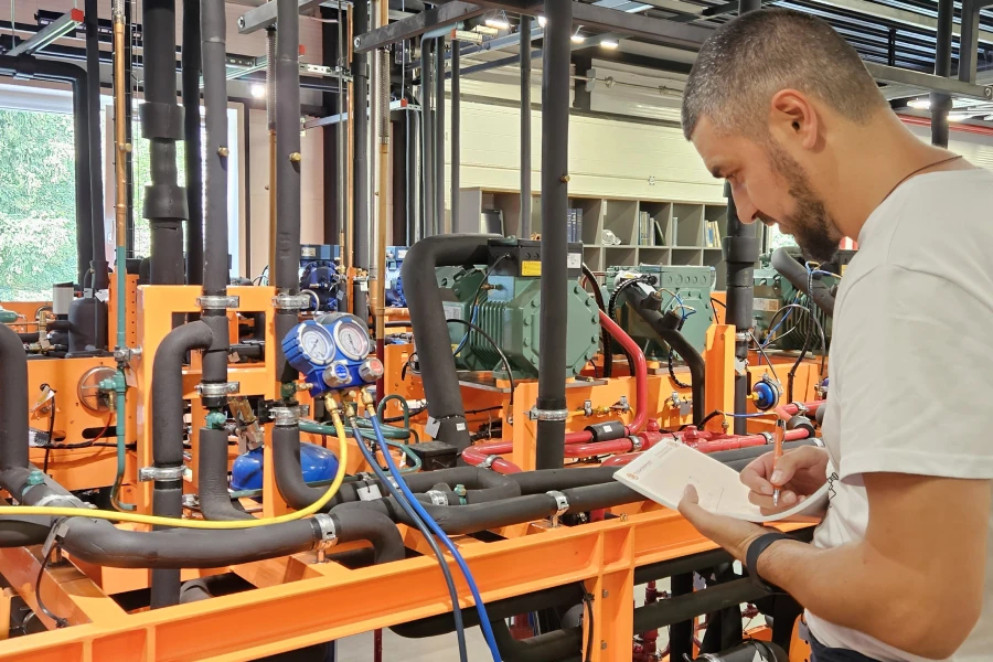 Академия КриоФрост открывает запись на практический курс по CO₂-системам!